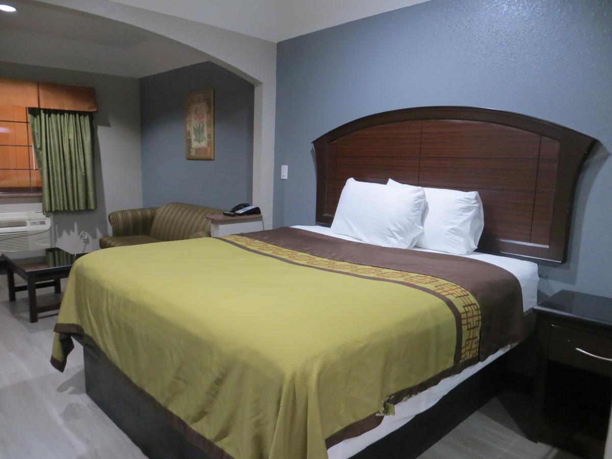 Regency Suites Iah Beltway 8 Houston Exterior foto