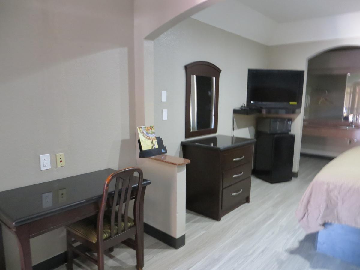 Regency Suites Iah Beltway 8 Houston Exterior foto